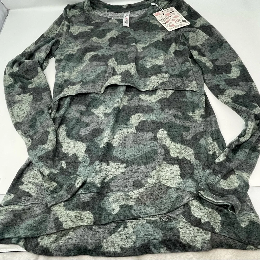 Latched Mama Nursing Long Sleeve Tops size XS lot of 4 - Picture 2 of 16